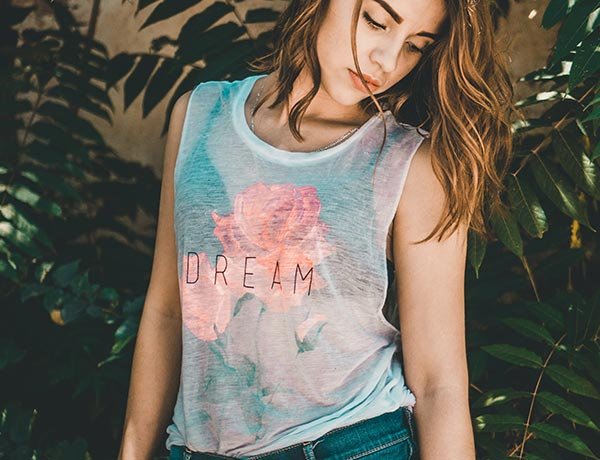 Contact 3 daniel-apodaca-MlFJ5hKJCj4-unsplash